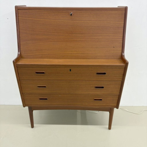 Secretaire 37 Arne Wahl Iversen voor Vinde Møbelfabrik – high boards, Wood (photo 2 of 9)