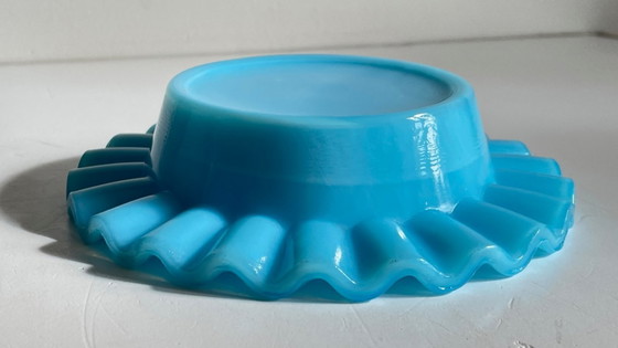 Image 1 of CENDRIER Vide-Poche Verre OPALIN Bleu VINTAGE