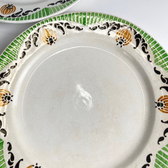 Image 1 of Ensemble de 7 assiettes à dessert Sarreguemines « Maroussia », début du XXe siècle