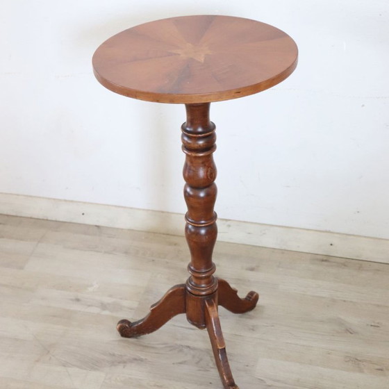 Image 1 of Vintage Pedestal Table in Walnut, Italy 1990s
