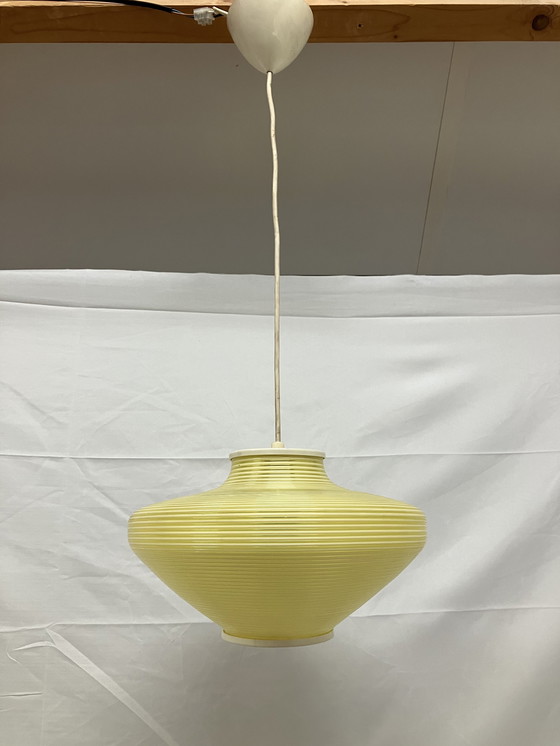 Image 1 of Lampada a sospensione di design in plastica gialla Rotaflex, anni '60