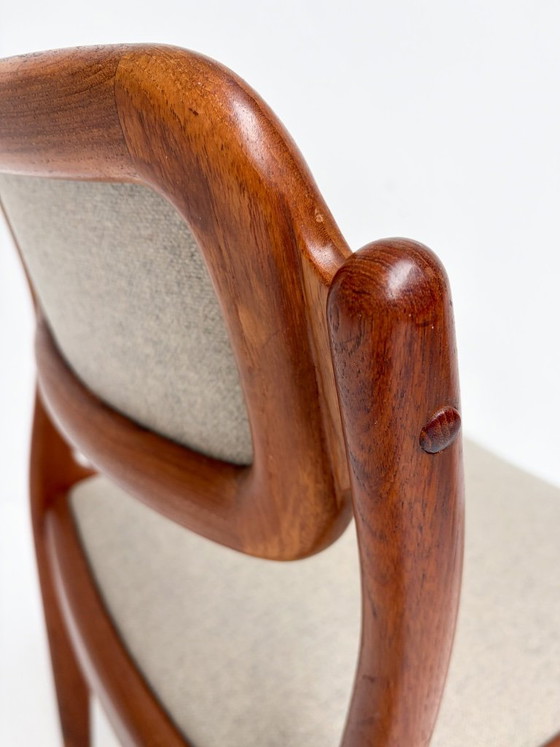 Set di 6 sedie di design danesi di Johannes Andersen per Uldum, anni '60 – Sedie da pranzo, Tessile (photo 15 of 22)