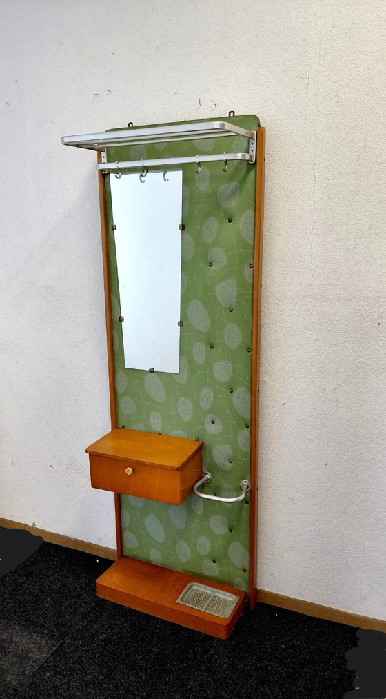 Image 1 of Armadio a muro anni '50 in verde