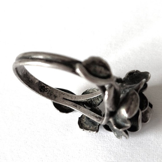 Image 1 of TEKA - Silberring mit Rose - 60er/70er Jahre - Größe 18.25
