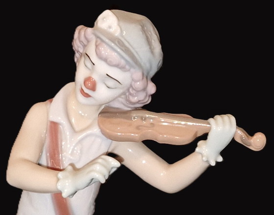 Image 1 of Figura de porcelana LLadró - Payaso con violín (Melodías Bohemias)