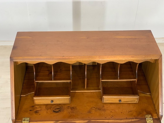 Image 1 of Secrétaire de style colonial armoire à écrire armoire de salon vintage