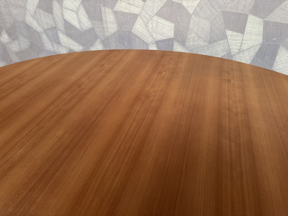 Image 1 of Leolux CALBUCO design table