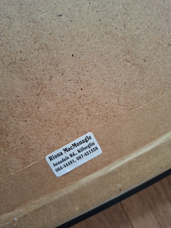 Image 1 of Deux superbes photos signées par Riona MacMonagle, dans leurs cadres d'origine.