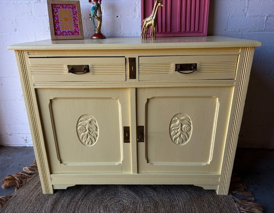 Commode ancienne vintage relookée jaune beurre – Buffet bas, Wood (photo 7 of 16)