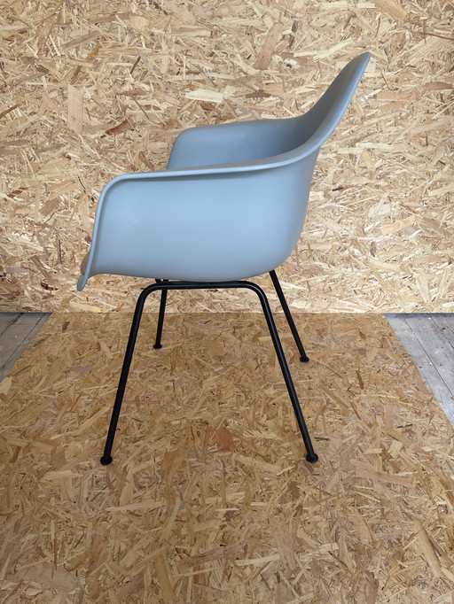 3x Eames Vitra Plastic Chair - DSX met zitkussen