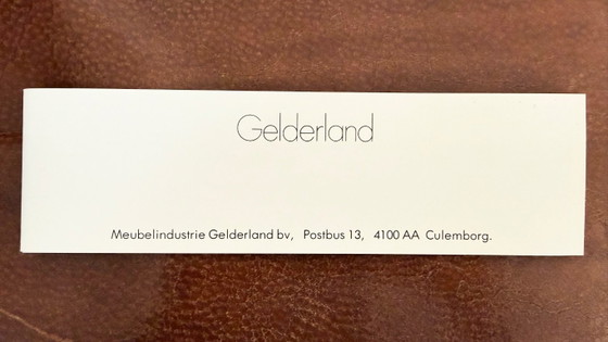 Two 2.5-seater Gelderland sofas designed by Jan des Bouvrie – Leather (photo 4 of 7)