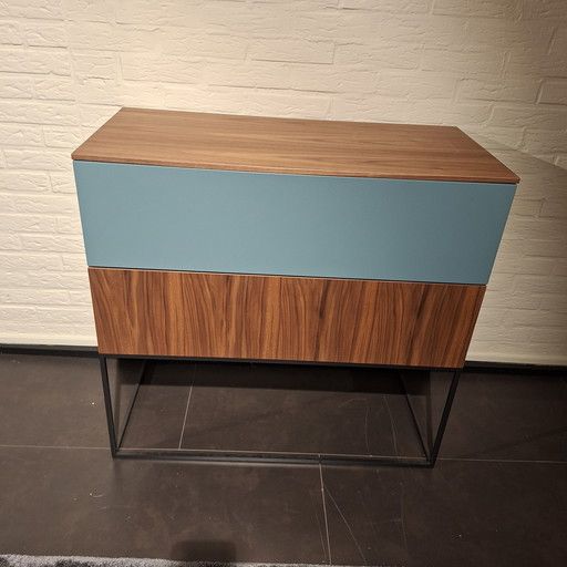 Interstar S330 wall cabinet