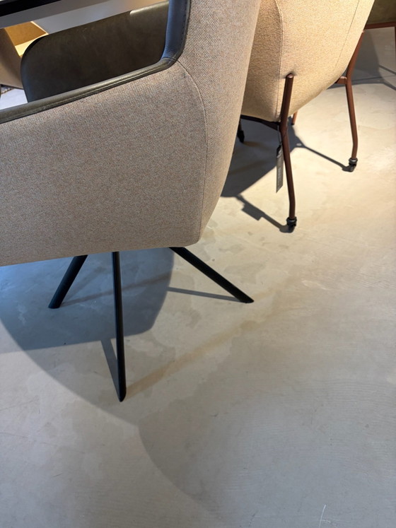 Set von 6 Dreto Melchior Interieur Esszimmerstühlen – Leder, Stoff, Modern (photo 5 of 8)