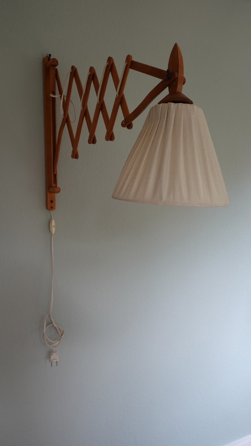 Lampada danese a forbice in legno di metà secolo