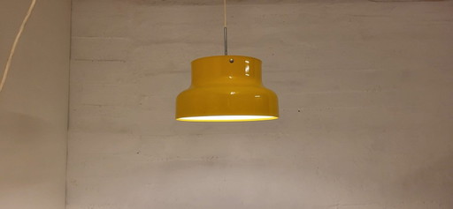 Lampada a sospensione in metallo giallo