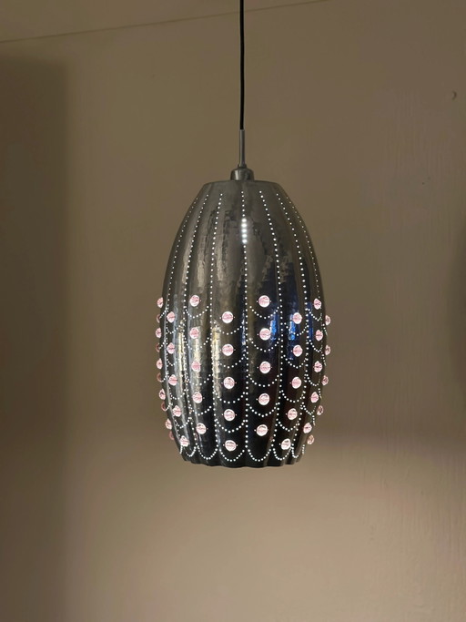Lampada a sospensione indonesiana fatta a mano, anni '80. – hanglampen, Aluminium, Vintage (photo 2 of 3)