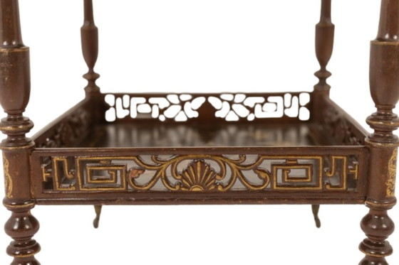 Image 1 of Klein bijzettafeltje met lakdecoratie in Japanse stijl. Periode Napoleon III.