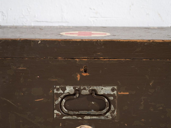 Valise médicale vintage Croix-Rouge (c.1940) #4 – Objets déco, Rustic (photo 23 of 40)