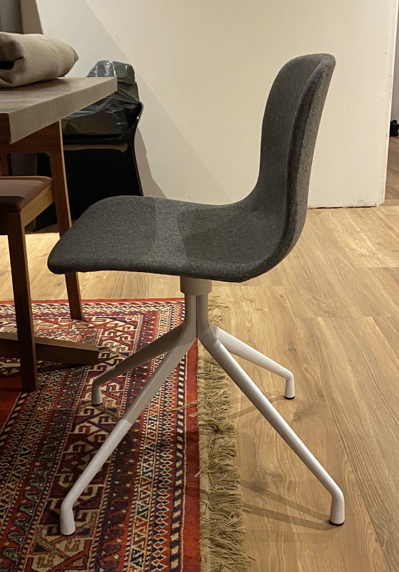 Image 1 of 6 Hay About a Chair AAC11 stoelen grijs ristrutturato