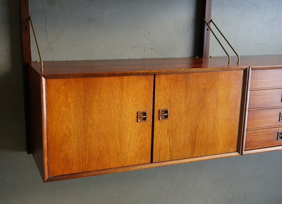 3-Bay Rosewood Wall System by Louis Van Teeffelen for Wébé – Webe, Wall cabinet, Mid Century Modern (photo 17 of 21)