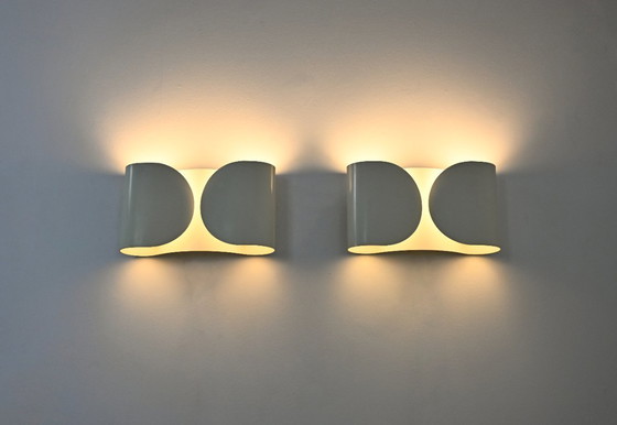 Image 1 of Witte Foglio wandlampen van Tobia & Afra Scarpa voor Flos, jaren 60, set van 2