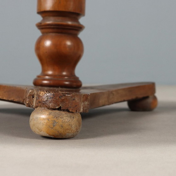 Image 1 of Etagere in noce