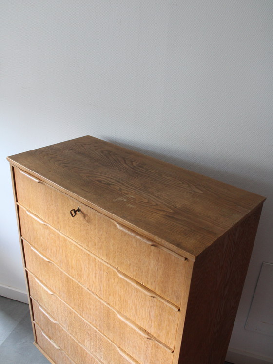 Image 1 of Vintage Deense Ladekast in Eiken door Ejsing, Tallboy