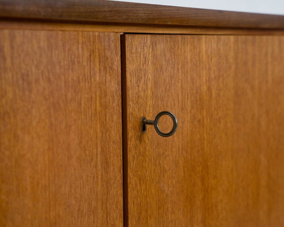 Image 1 of Dressoir van teakhout in Scandinavisch design, fabrikant Bartels
