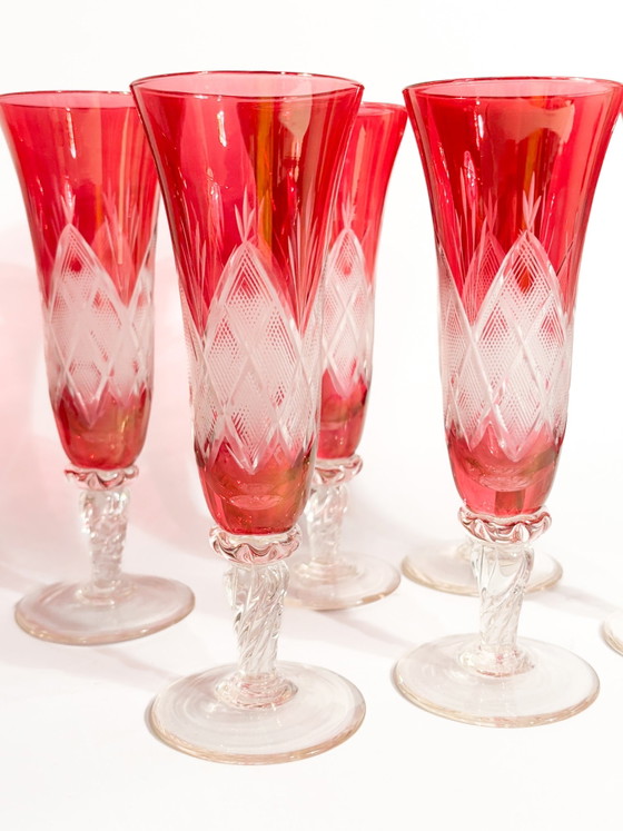 Set of 6 1970s Red Bohemian Crystal Champagne Flutes – Table accessories (photo 6 of 7)