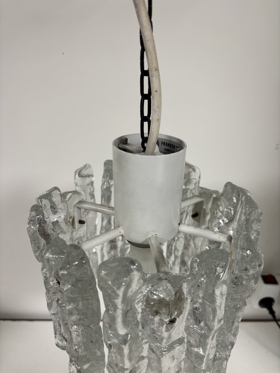 Image 1 of Ijsglas hanglamp van Kalmar Franken, geproduceerd in Oostenrijk gedurende de jaren 60