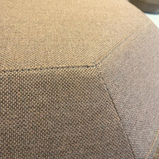 Image 1 of Pouf amuleto Leolux