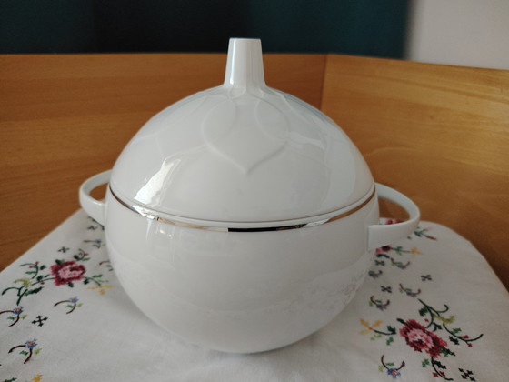 Image 1 of Rosenthal Lotus bianco, zuppiera, piatto fondo disegnato da Björn Winblad, bordo in platino