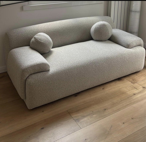 2 Sitzer Sofa Beige/Creme Farbe