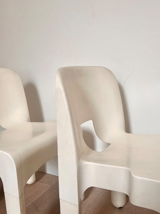Image 1 of 2 Chaises Vintage "Universale" par Joe Colombo pour Kartell - Blanc