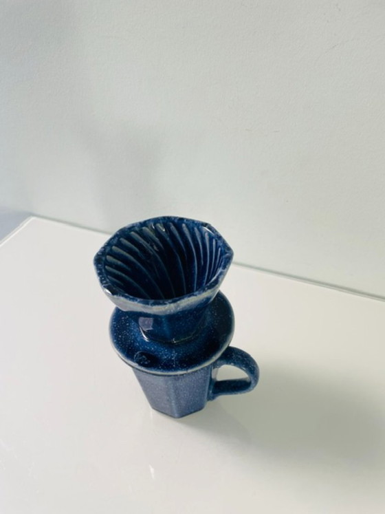 Image 1 of Mug scandinave en céramique avec filtre à café – émail bleu