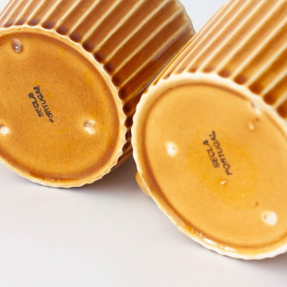 Image 1 of Juego de tazas de té y jarra de leche de cerámica de Secla, década de 1970.