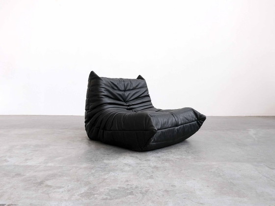 Vintage Design Armchair Ligne Roset Togo, Leather, Black (photo 8 of 8)