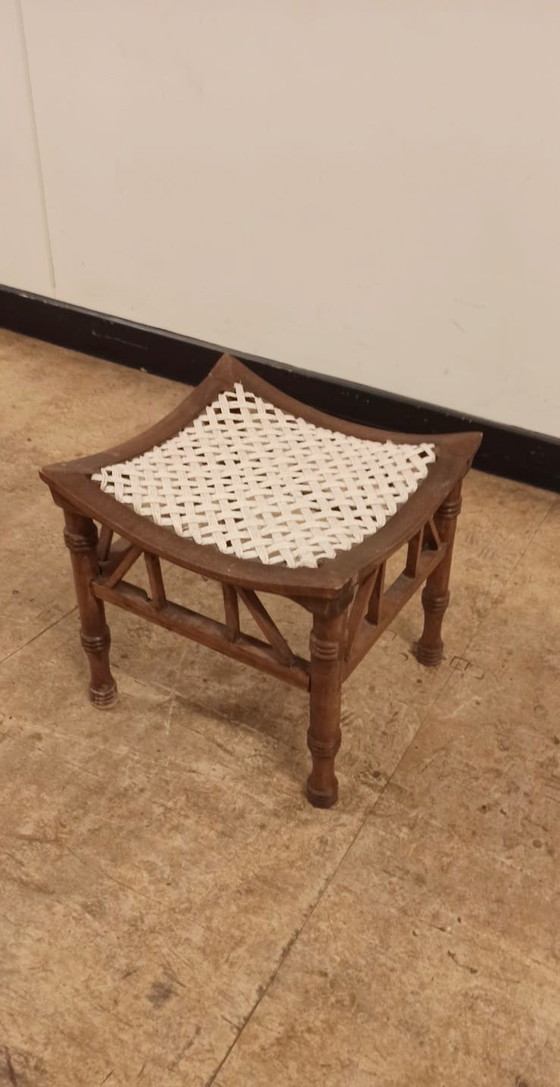 Image 1 of Kruk di Tebe in stile neo-egiziano d'epoca