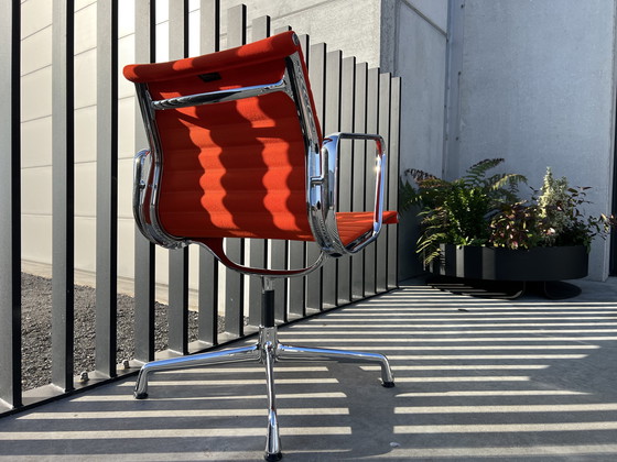 Image 1 of Vitra Eames EA108 Chair