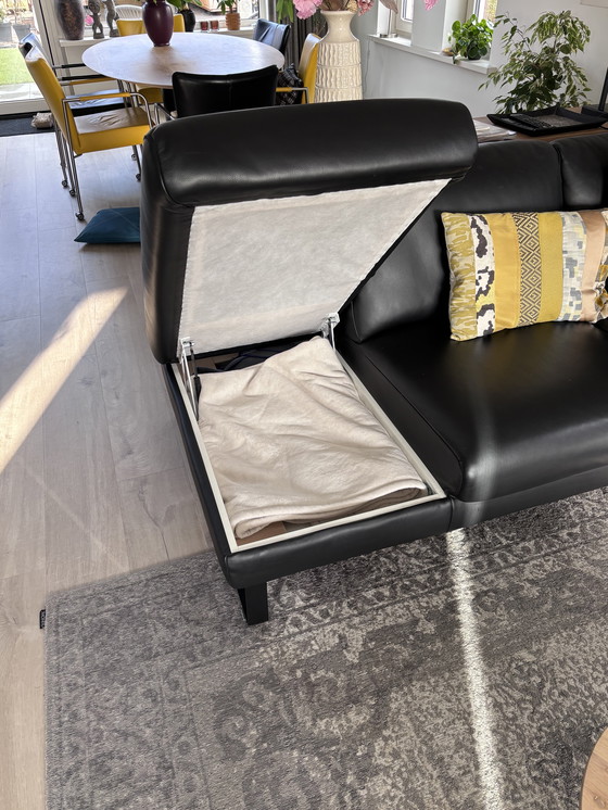 Image 1 of Magnifique canapé d'angle Montel en cuir noir avec section de relaxation électrique