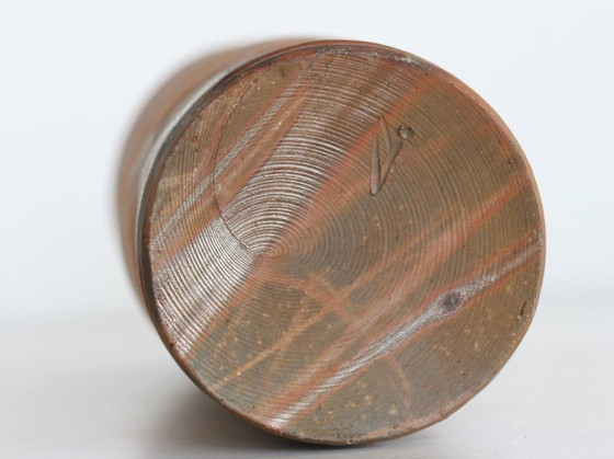 Image 1 of Fujiwara Yu ( Japan, 1932 - 2001) - Bizen ceramic Hanaire vase