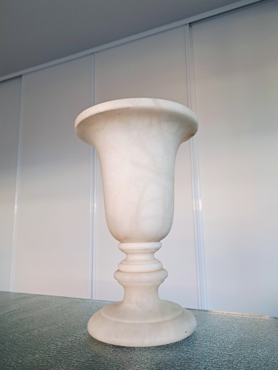 Image 1 of Lámpara de mesa de alabastro