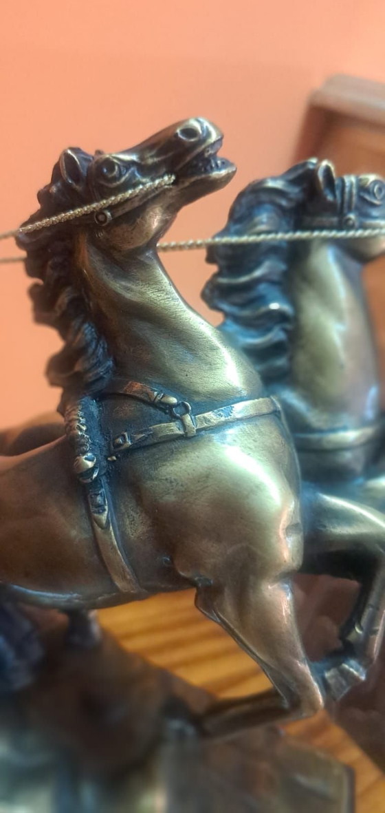 Römische Bronzefigur, Bildhauerei, Marmor, Schwarz (Foto 4 von 7)