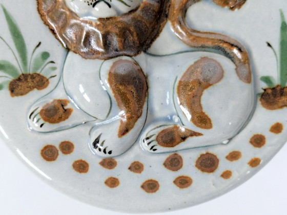 Image 1 of Keramische doos met deksel in Tonala-stijl uit de jaren 70: speels, gesigneerd aardewerk in volkskunststijl.