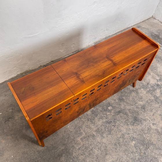 Image 1 of Bedlinnenopslag uit het midden van de eeuw door František Jirák voor Tatra Nábytok, jaren 60