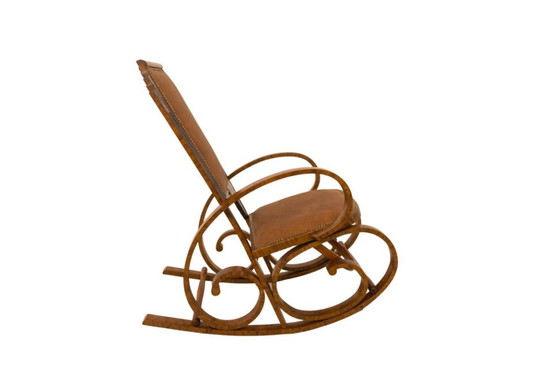 Image 1 of Paire de chaises à bascule uniques, Pologne, seconde moitié du 20e siècle.