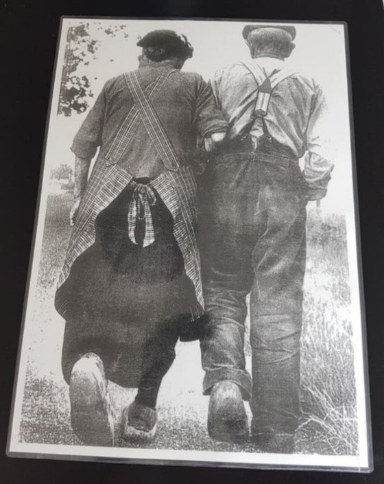 Image 1 of Díptico nostálgico único de una pareja de granjeros