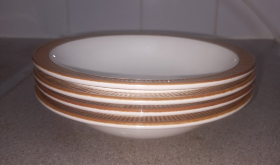 Image 1 of Ensemble de 24 pièces de poterie Poole Vintage