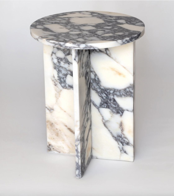 Image 1 of Side table marble calcatta viola