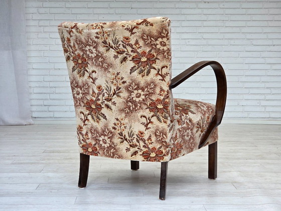 Image 1 of Fauteuil artdeco danois des années 1950, meuble en velours, bois de hêtre, retapissé.